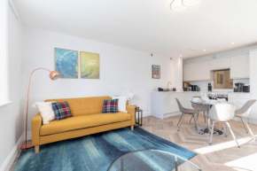 Modern Apartment in Historic Gloucester Quays